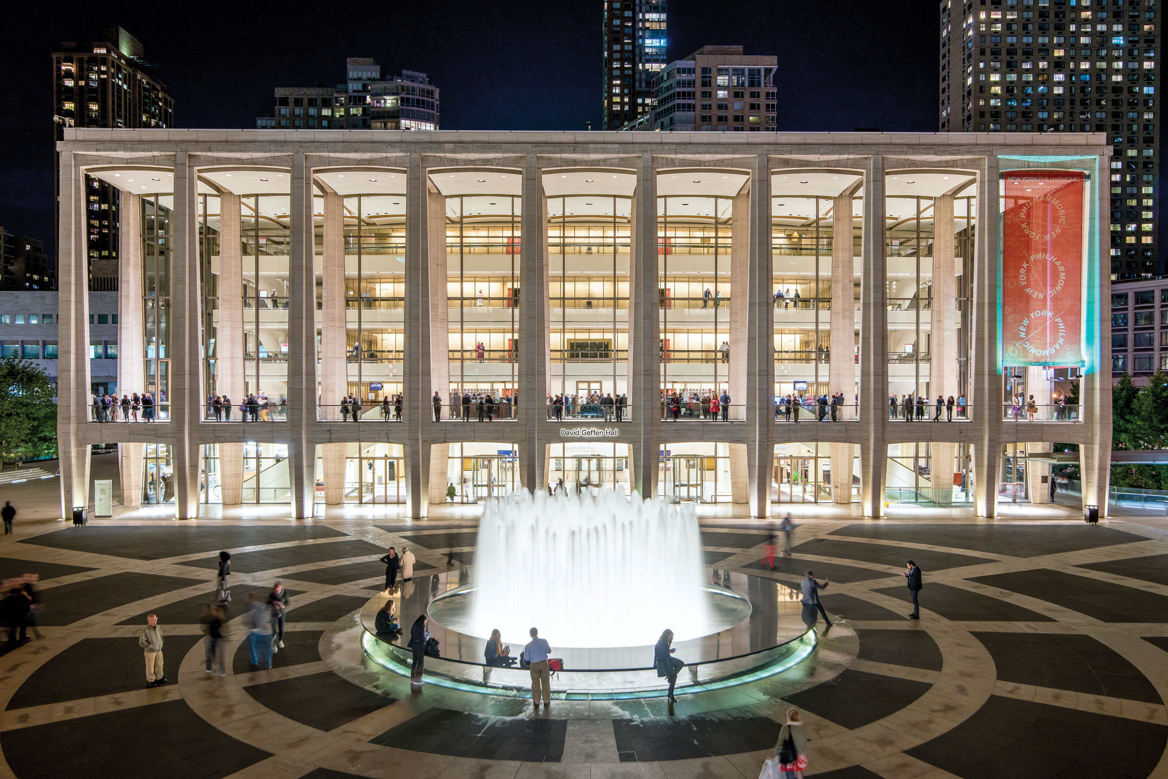 lincoln-center_davidgeffenhall_credit-inaki-vinaixa