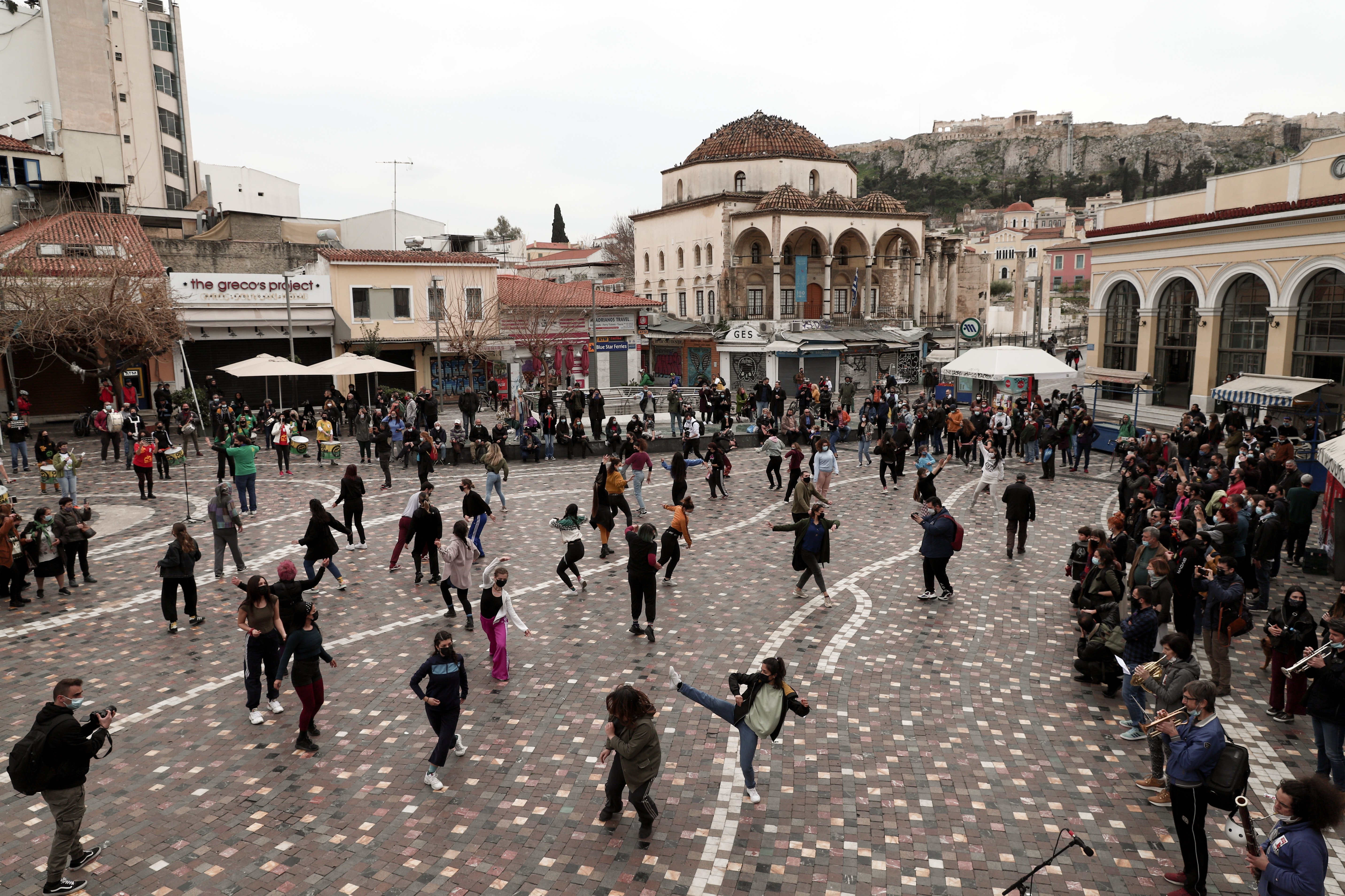 Διαμαρτυρία καλλιτεχνών στο Μοναστηράκι για το lockdown