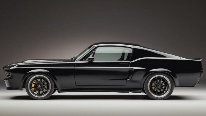 Ford Mustang / Charge