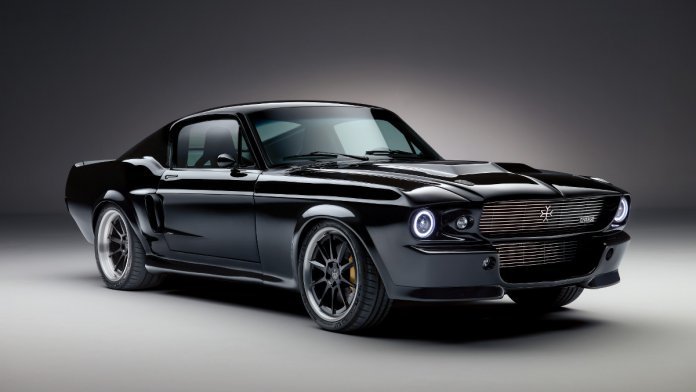 Ford Mustang / Charge