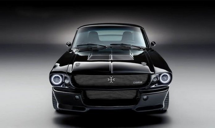 Ford Mustang / Charge