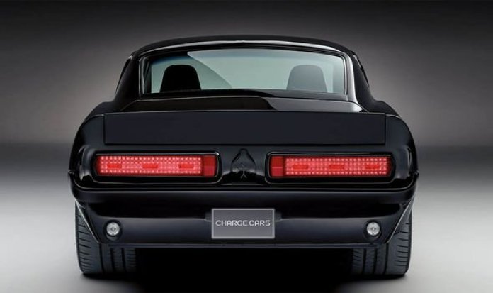 Ford Mustang / Charge