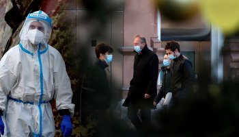 κορονοϊός, άνθρωποι με μάσκες