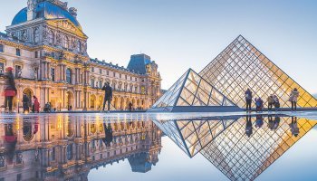 Παρίσι, Λούβρο