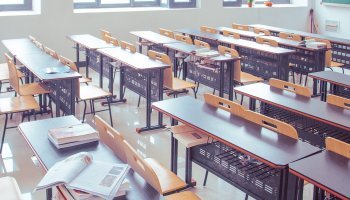 θρανία, ύπνος