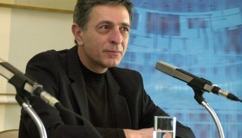 Στέλιος Κούλογλου 