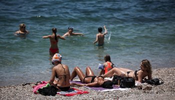 εκλογές στην παραλία 