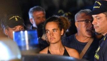 Κάρολα Ράκετε