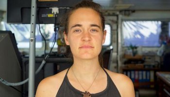 Κάρολα Ράκετε