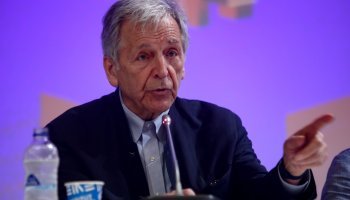 Κώστας Γαβράς