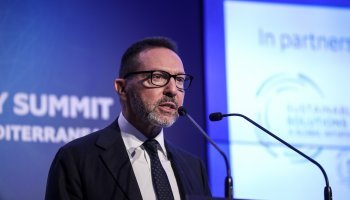 Γιάννης Στουρνάρας