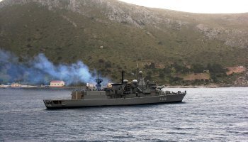 ελληνική φρεγάτα 