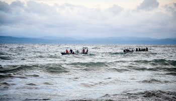 Βάρκες με πρόσφυγες και μετανάστες στη Λέσβο