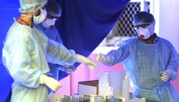 κορονοϊός, γιατροί