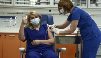 Εμβολιασμός της Ευσταθίας Καμπισιούλη