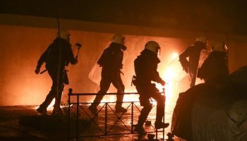 επεισόδια στη Νέα Σμύρνη