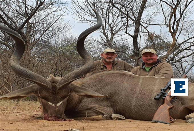 Εκτέλεσαν εν ψυχρώ κυνηγό απειλούμενων ζώων στη Νότια Αφρική - Τι εντοπίστηκε στο αυτοκίνητό του