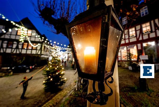 Η ενεργειακή κρίση «χτυπά» τα Χριστούγεννα στην Ευρώπη – Μειώνουν ή σβήνουν τα φώτα οι ευρωπαϊκές πόλεις